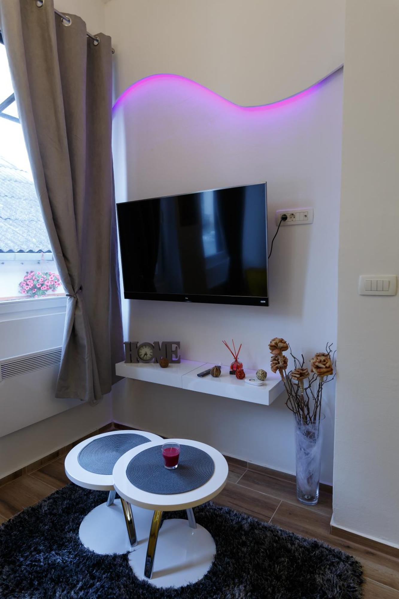 Apartman Royal Slavonski Brod Exterior foto